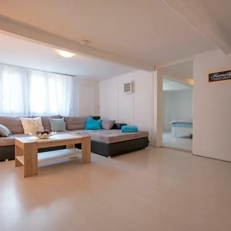 Apartment Wunderschöne Und Zentral Gelegene Ferienwohnung In Sucht Feriengäste